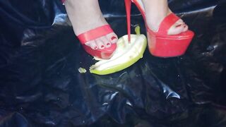 Lady L crush banana.