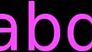 Calzini Sudati per La Moglie Cornuta Ed Handjob per Marito Sfigato Da Teen Femdom Sock Smelling