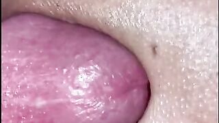 my best friend fucks my pussy while hubby is on work