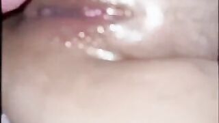 my best friend fucks my pussy while hubby is on work