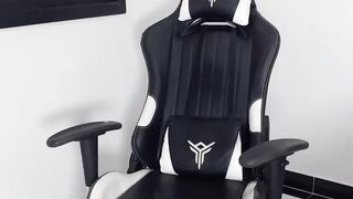 waiting to make a hot video call