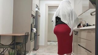 Girl With Perfect Tits ( I Need To Know Who She Is)