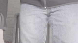 Jeans wetting