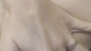 SQUIRTING QUEEN !!!! LICK IT ALL UP