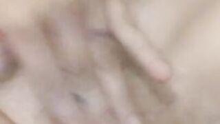 SQUIRTING QUEEN !!!! LICK IT ALL UP